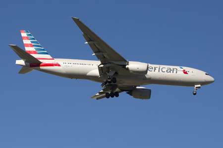 Boeing 777-200ER - N782AN operated by American Airlines