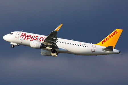 Airbus A320-216 - TC-DCH operated by Pegasus Airlines