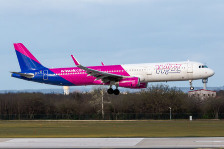 Airbus A321-231 - HA-LTC operated by Wizz Air