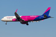 Airbus A321-231 - HA-LXV operated by Wizz Air