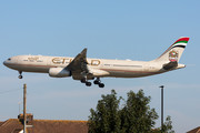 Airbus A330-343 - A6-AFE operated by Etihad Airways