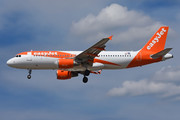 Airbus A320-214 - OE-IZV operated by easyJet Europe