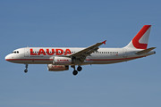 Airbus A320-232 - OE-IHL operated by LaudaMotion
