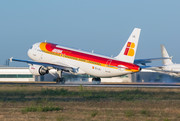 Airbus A320-216 - EC-LUL operated by Iberia