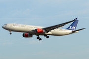 Airbus A330-343 - LN-RKH operated by Scandinavian Airlines (SAS)