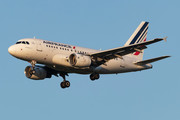 Airbus A318-111 - F-GUGD operated by Air France