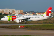 Airbus A320-214 - CS-TNL operated by TAP Portugal