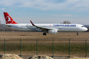 Airbus A321-231 - TC-JTD operated by Turkish Airlines