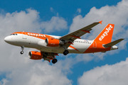 Airbus A319-111 - OE-LQI operated by easyJet Europe