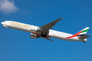 Boeing 777-300ER - A6-ECF operated by Emirates