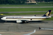 Airbus A330-343E - 9V-STR operated by Singapore Airlines