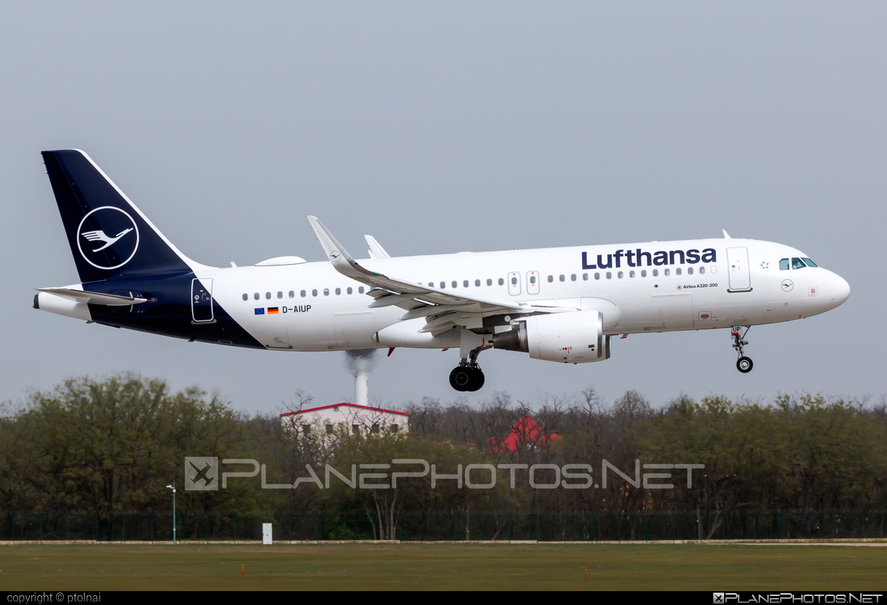 Airbus A320-214 - D-AIUP operated by Lufthansa #a320 #a320family #airbus #airbus320 #lufthansa