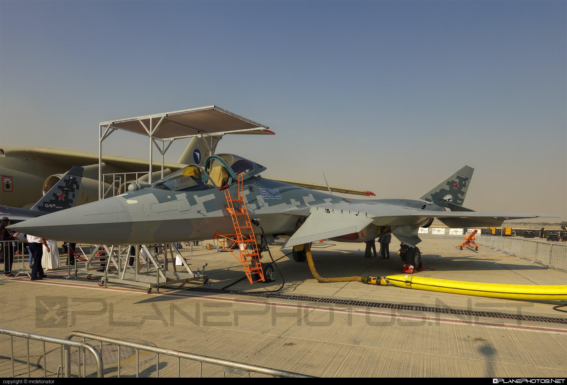 33676_Sukhoi-Su-57_509.jpg