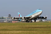 Boeing 747-400 - HL7491 operated by Korean Air